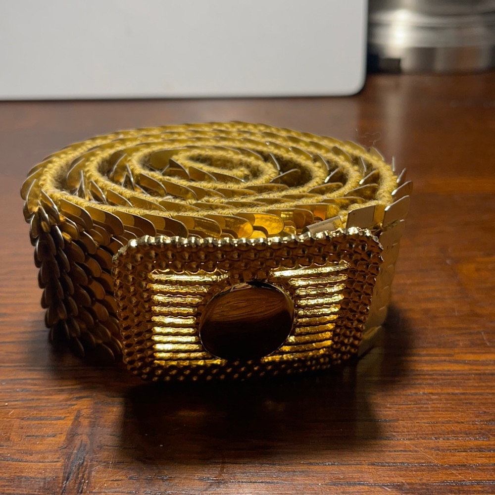 Classic dragon scales all gold belt